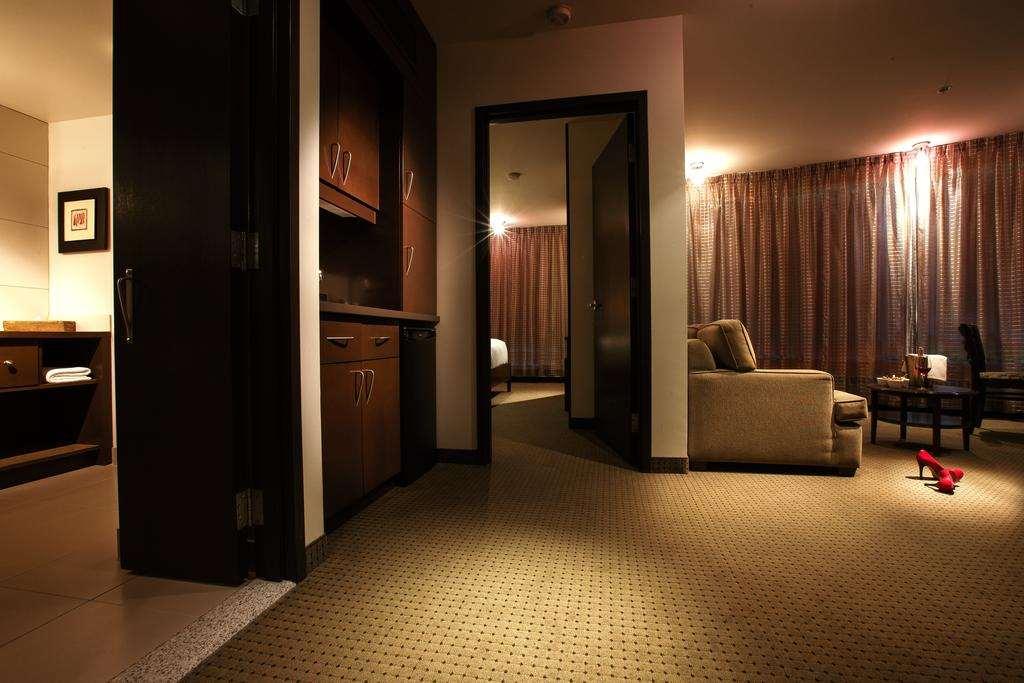 Hotel Mortagne Boucherville Zimmer foto